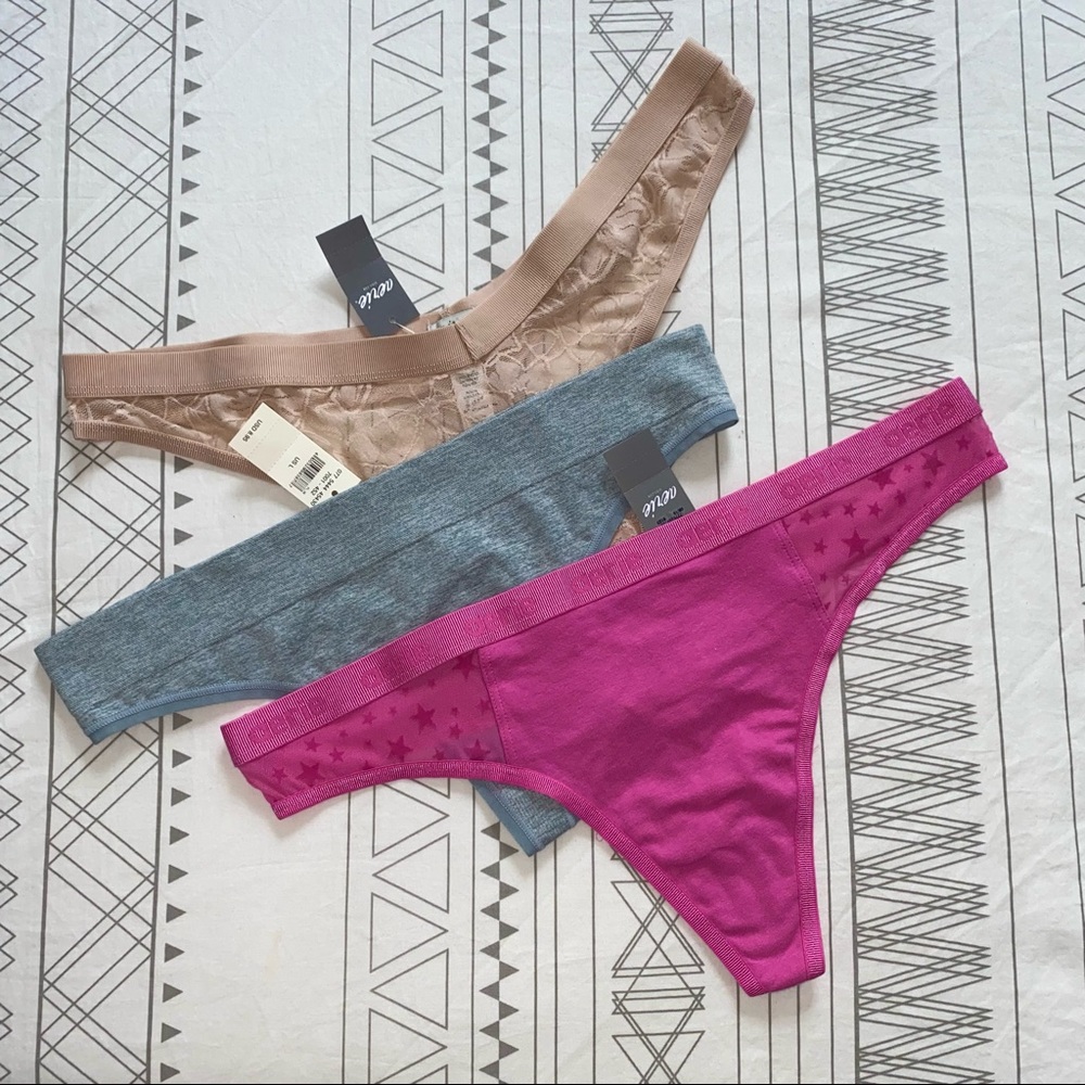Aerie Set of 3 Thongs NWT